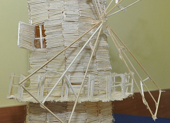 „Każdy budować może”