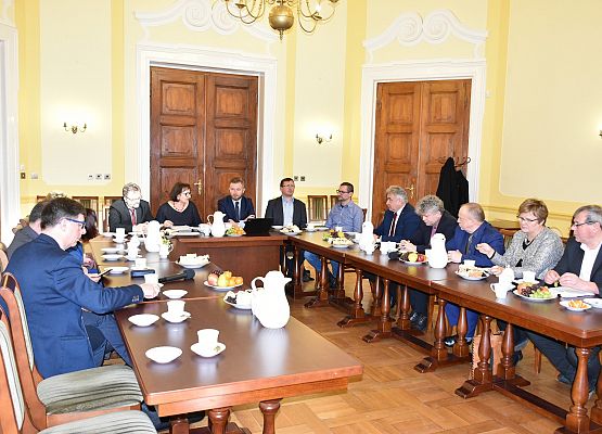 Drogi i kolej na konwencie