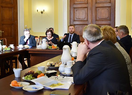 Drogi i kolej na konwencie