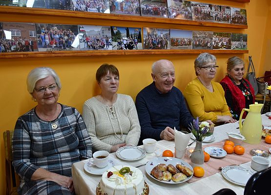 Starosta uhonorował kobiety