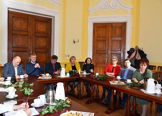 Pierwsze posiedzenie