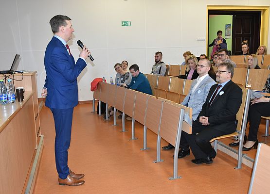 Poznać - zrozumieć