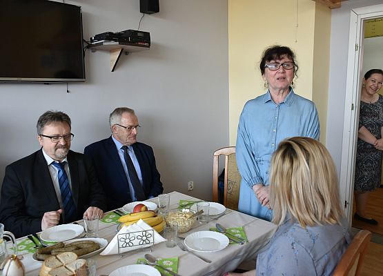 Wielkanocne śniadanie w