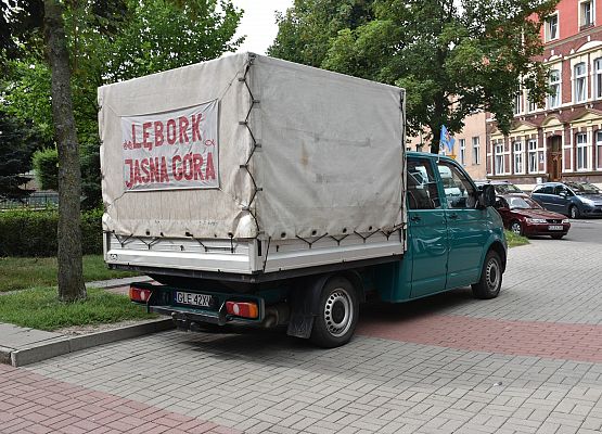 Pielgrzymi w drodze na Jasną
