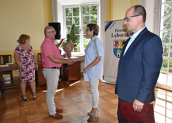 Wręczone akty nadania