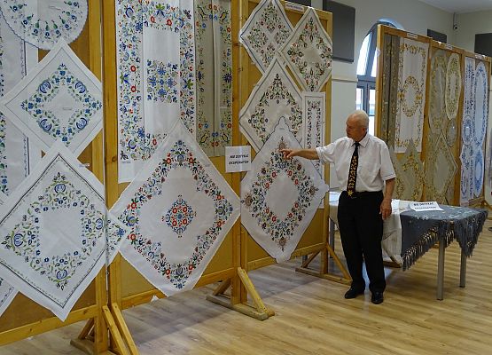 Haft Kaszubski na wystawie w