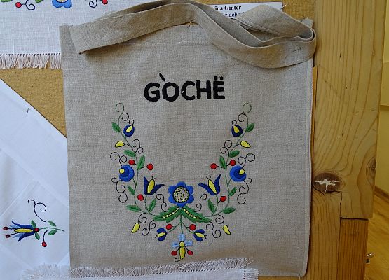 Haft Kaszubski na wystawie w