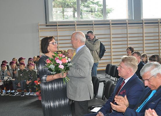 Nowa szkoła w podlęborskich