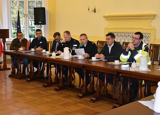 Defibrylator w starostwie już