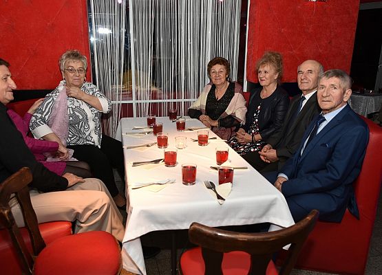 Starosta z seniorami