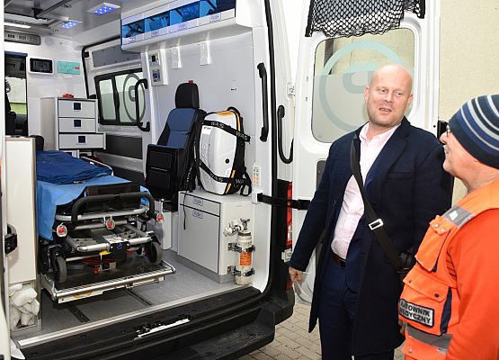 Nowa karetka rusza w teren