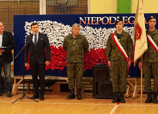 Mianowania i wyróżnienia w