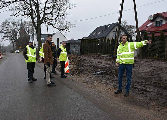 Do Janowic nową nawierzchnią