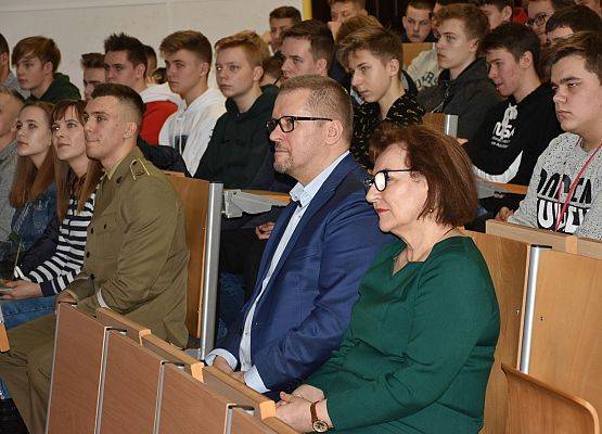 Po raz pierwszy w „Mechaniku”