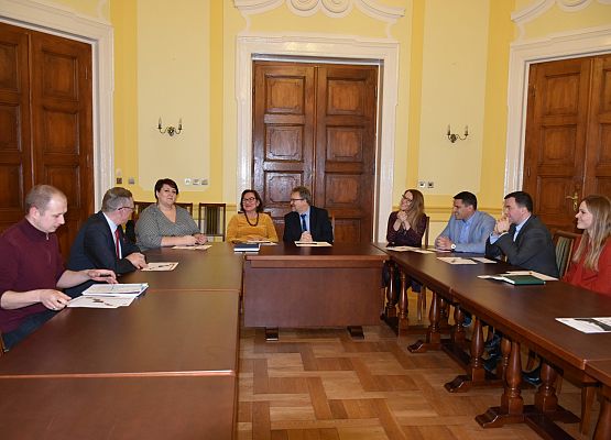 Elektromobilność w powiecie