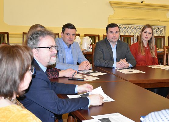 Elektromobilność w powiecie