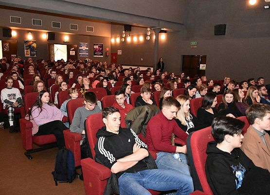 Profilaktyka przez film