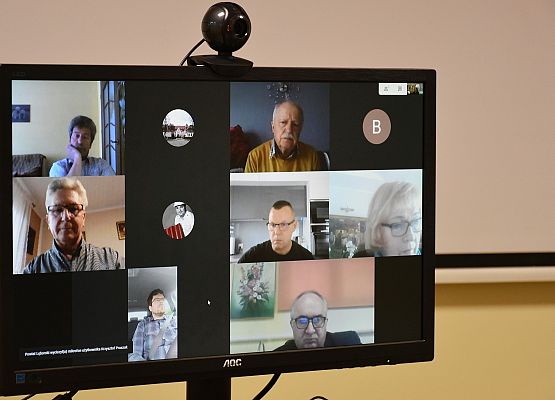 Wideokonferencja przed sesją