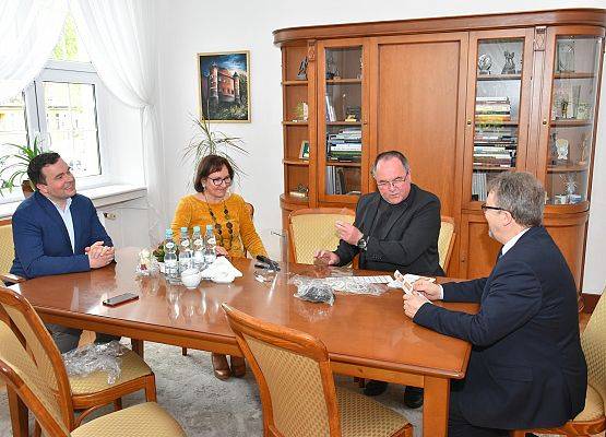 Przyłbice od „Kolpinga”