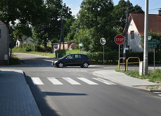 Z Redkowic do Janowiczek nową