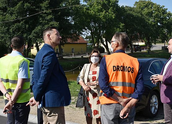 Z Redkowic do Janowiczek nową