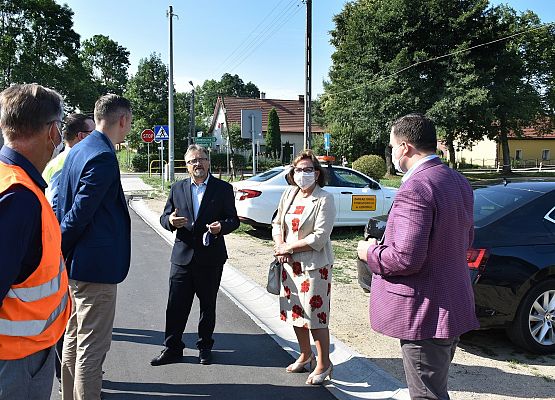 Z Redkowic do Janowiczek nową