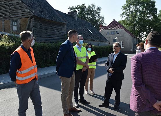 Z Redkowic do Janowiczek nową