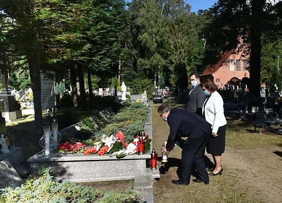 By pamięć nie zginęła