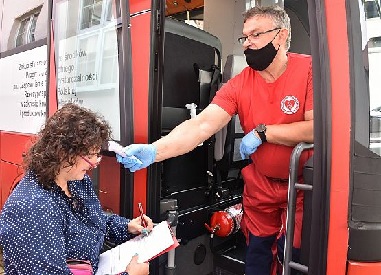 Krwiobus pod starostwem