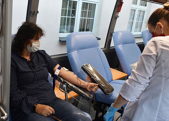 Krwiobus pod starostwem