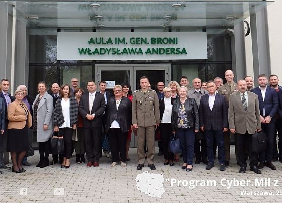 Program CYBER.MIL z klasą