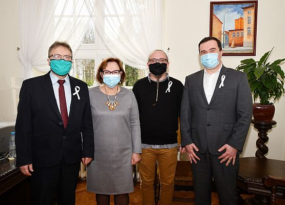 Biała Wstążka przeciw przemocy