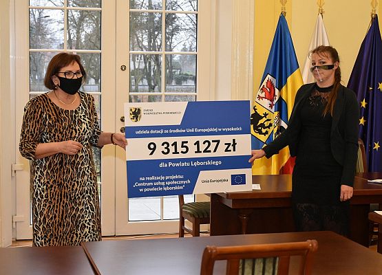 Symboliczne przyjęcie dotacji