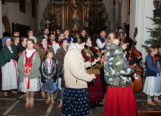 Zespoły podczas finału