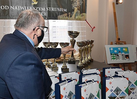 Puchary dla zwycięzców