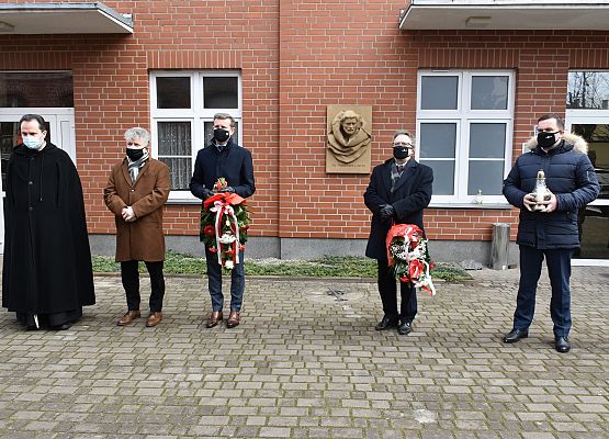 Przedstawiciele sanktuarium,