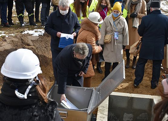 E.Głombiewski umieszcza list w