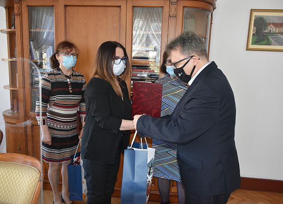 Praca społeczna nagrodzona