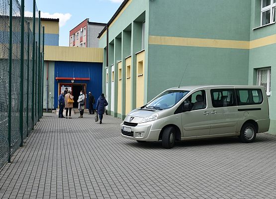 Droga do punktu szczepień w SP