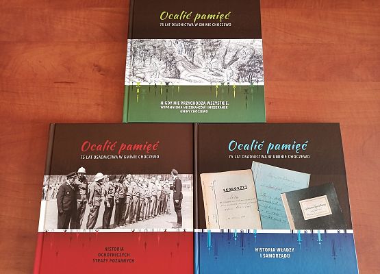 Trzy tomy rocznicowej