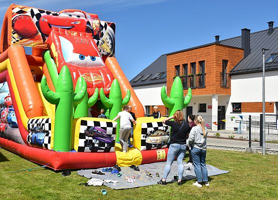 Zabawy przy dmuchańcach
