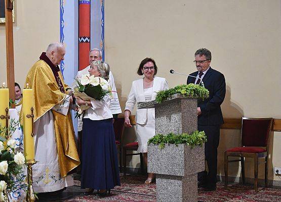 Życzenia składa D.Mikołajczyk