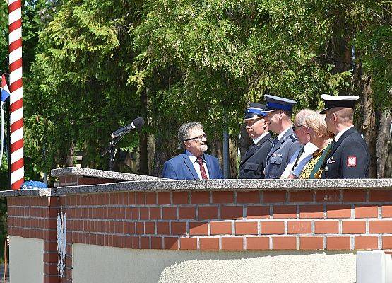 Goście na trybunie honorowej