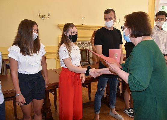 Starosta Lęborski wręcza