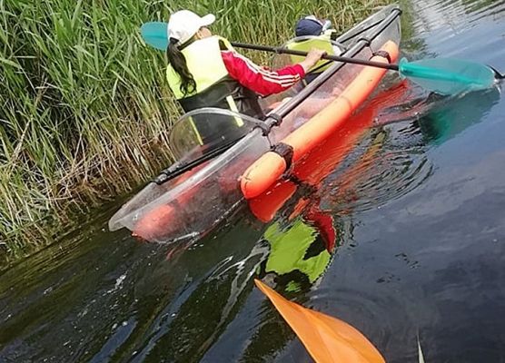 Kajaki wśród nadwodnych