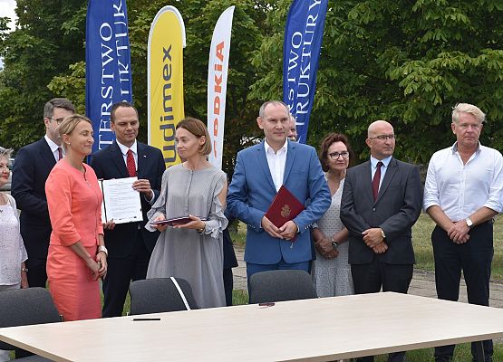 Po podpisaniu umowy na nadzór