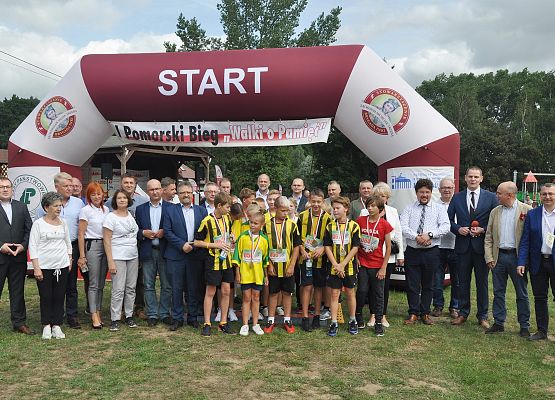 Organizatorzy i goście z