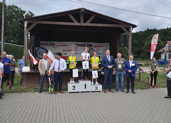 Organizatorzy i goście ze