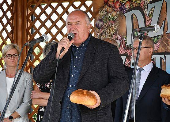 Przemawia K.Pruszak - dyr. GOK