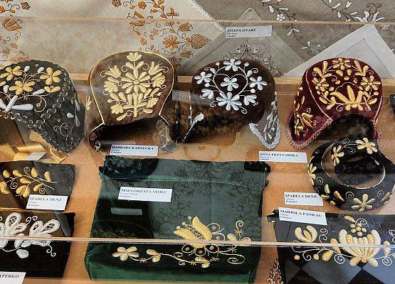 Wystawa haftu kaszubskiego -